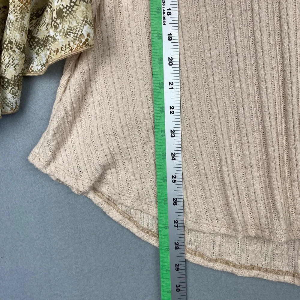 Hummingbird Lace Snakeskin Ruffle Bell Sleeve Top Womens‎ Medium Tan Ribbed Knit